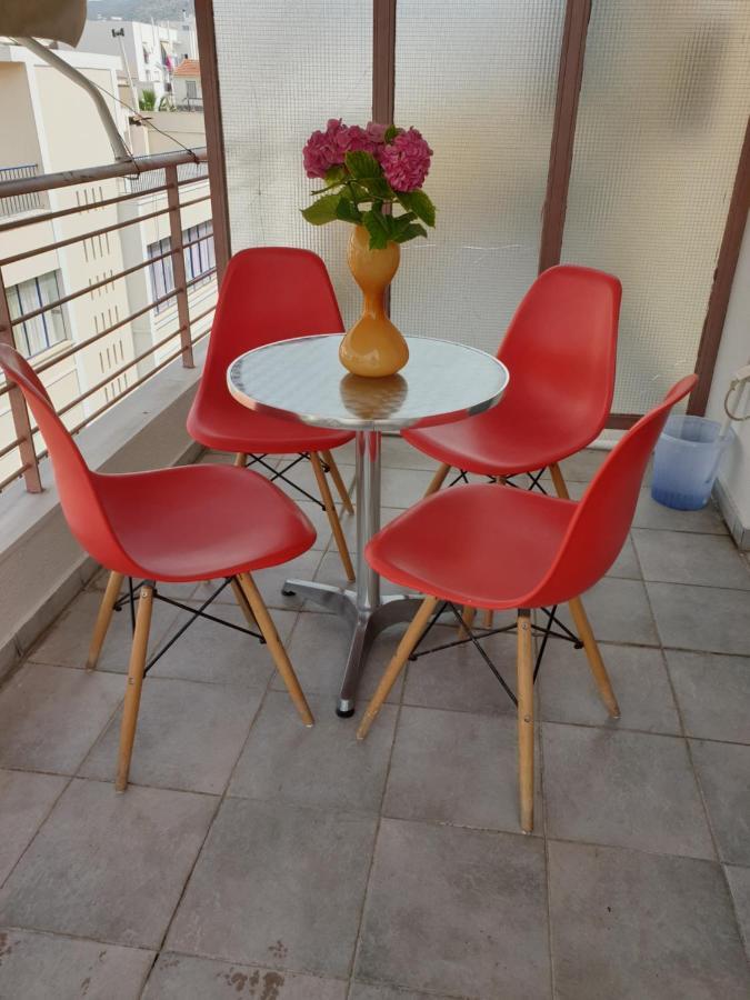Comfortable Apartment In The Center Of Volos Very Close To The Port Exterior photo